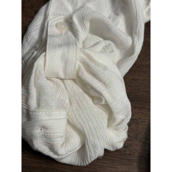 Torrid Shirt Womens Sz 1 Button Up Long Sleeve White Embroidered Stars Roll Tab - Picture 5 of 13